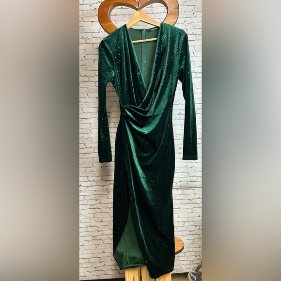 Double Crazy| Elegant Deep Forest Green Velvet Sparkly Gorgeous Evening Dress, M - Picture 3 of 7